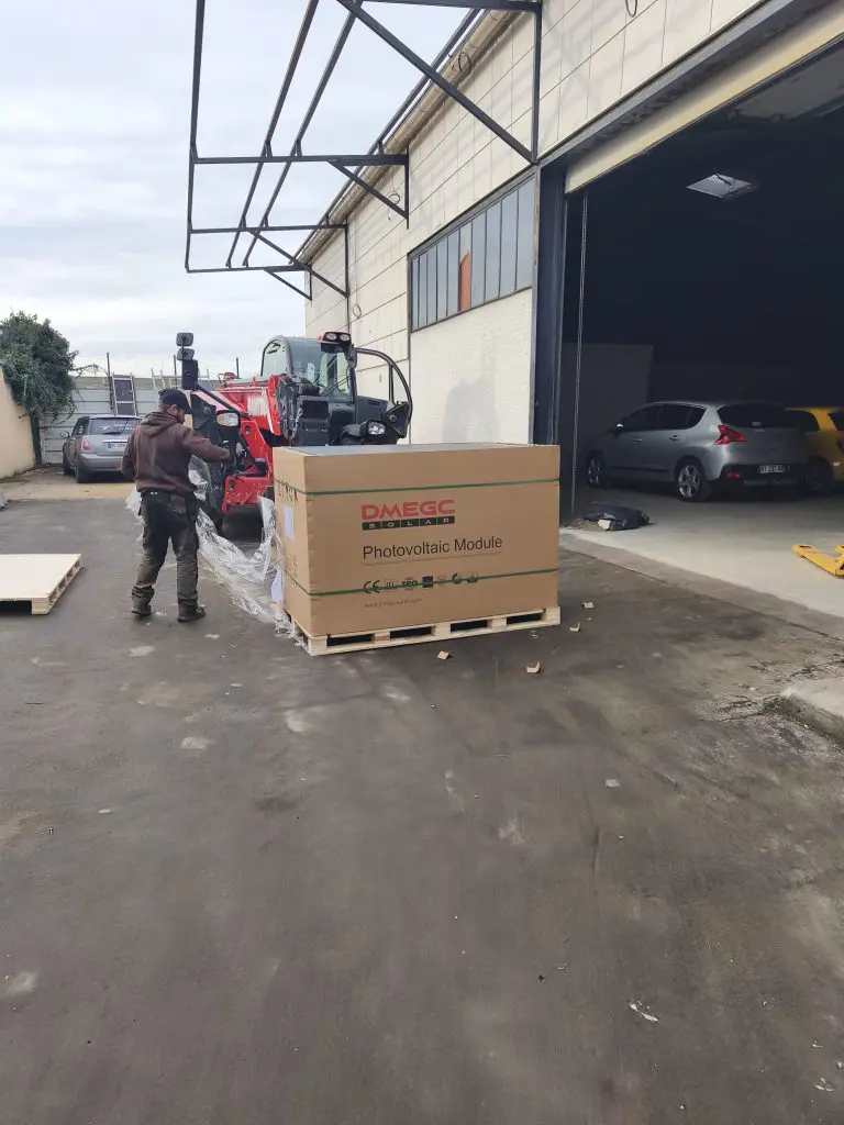 photovoltaique-professionnel-WhatsApp Image 2025-12-19 at 17.28.4023